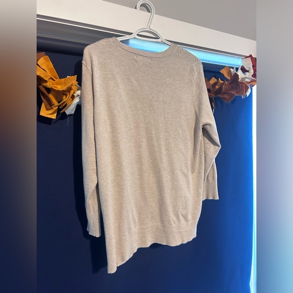 IYLA cable knit cardigan L - Picture 2 of 4